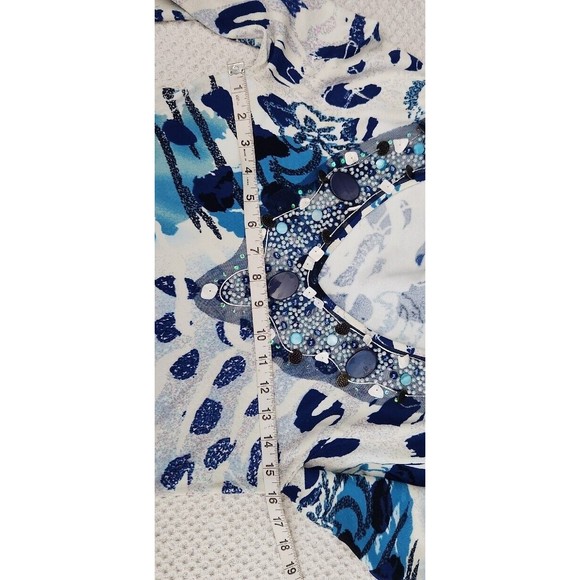 Motive FLATTERING Long Cut V-Neck Sweater Sz L Embellished Bit of Bling NICE TOP - Picture 9 of 14